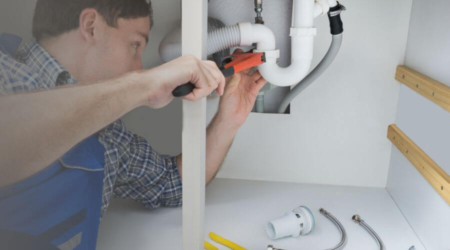 Professional sink repair in Ophiem, IL